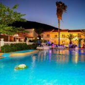 Διαμονή στο Γαλαξίδι: Ο απόλυτος οδηγός για αξέχαστες διακοπές