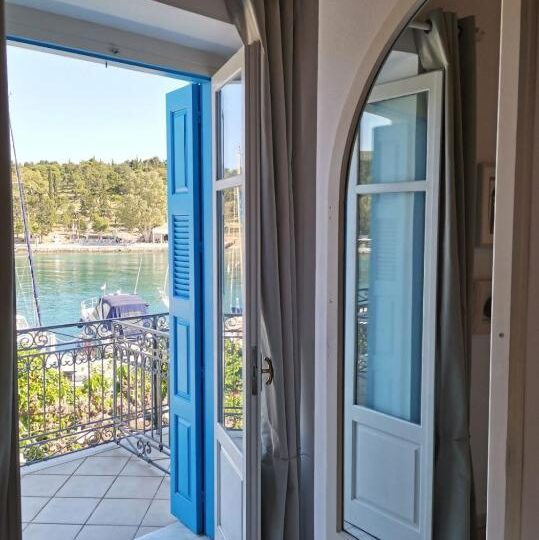 Seamore Pension-Παραδοσιακή διαμονή στο μαγευτικό Γαλαξίδι