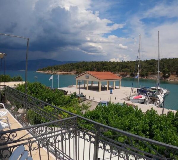 Seamore Pension-Παραδοσιακή διαμονή στο μαγευτικό Γαλαξίδι