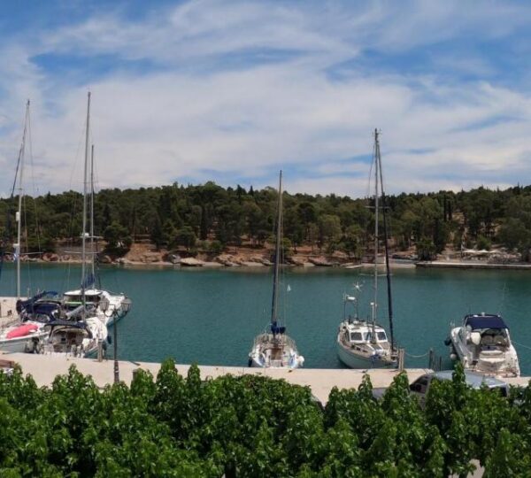 Seamore Pension-Παραδοσιακή διαμονή στο μαγευτικό Γαλαξίδι