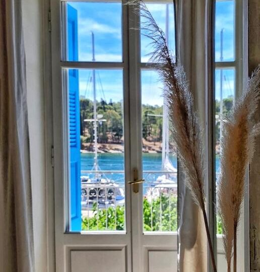 Seamore Pension-Παραδοσιακή διαμονή στο μαγευτικό Γαλαξίδι